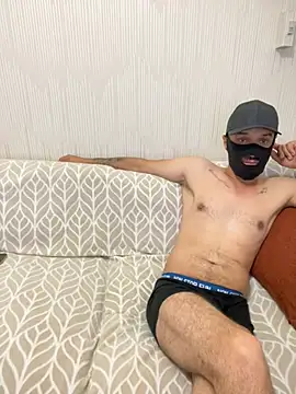 Snapshot of Ceylann026 chatting on 07-19-26, 06:37 Ceylann026 online show from 07-19-26, 06:37
