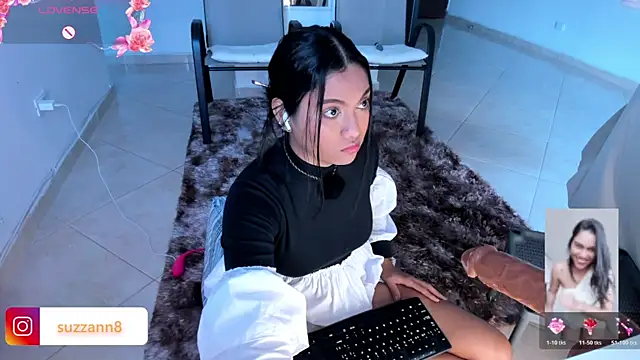 SUZZAN-R online show from 06-19-26, 10:36