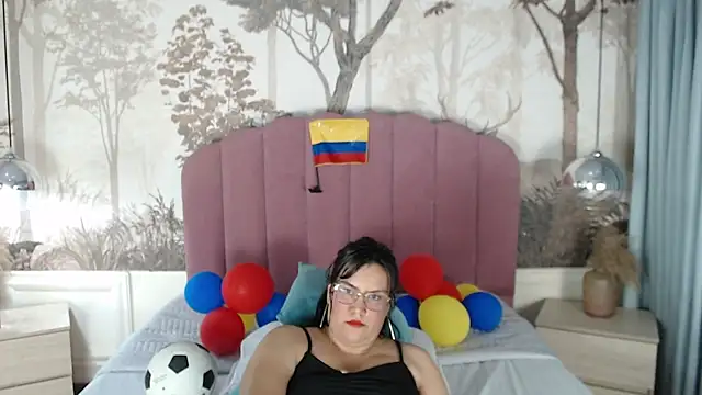 Snapshot of Sallydickinson chatting on 07-02-26, 03:40 Sallydickinson online show from 07-02-26, 03:40