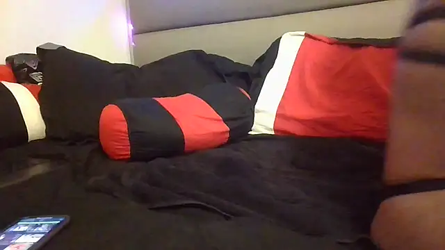 Opal Rainbow online show from 12-22-25, 04:01