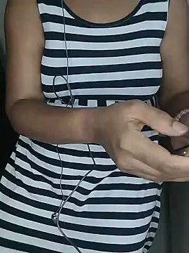 Snapshot of Tannu_hotyy chatting on 06-24-26, 04:11 Tannu hotyy online show from 06-24-26, 04:11