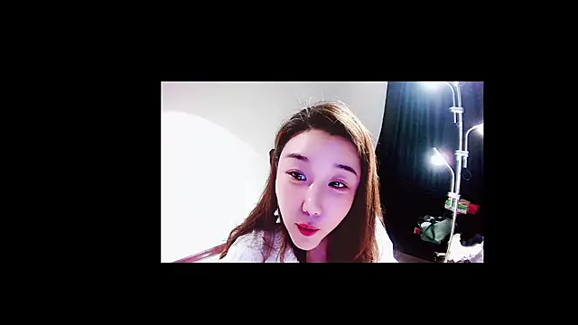 Wenqian616 online show from 06-25-26, 12:21