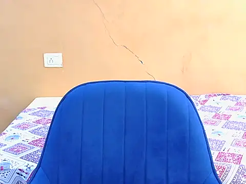 dream -girl online show from 07-12-26, 05:41