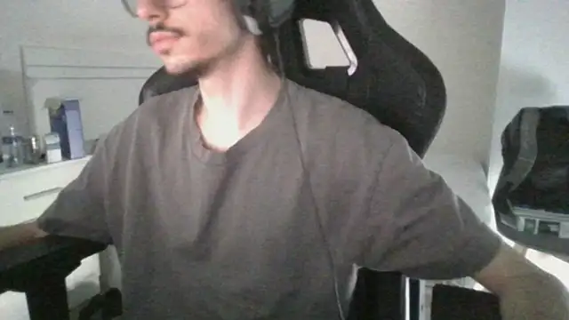 Snapshot of gabrielNovin17cm chatting on 06-18-26, 08:02 gabrielNovin17cm online show from 06-18-26, 08:02