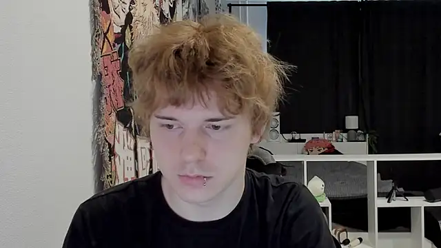Snapshot of Benjamin_Bo chatting on 06-16-26, 08:47 Benjamin Bo online show from 06-16-26, 08:47