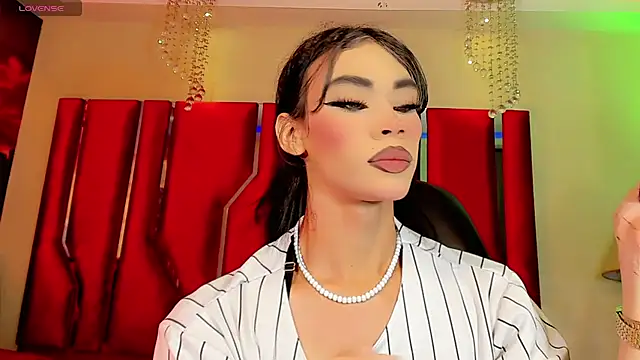 Dafnne-xxx online show from 07-30-26, 08:30