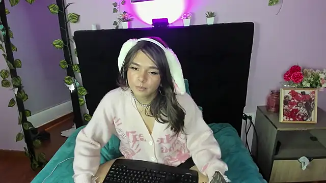Makii XOXO online show from 07-28-26, 03:21