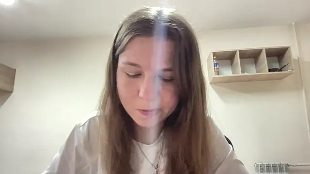 HwaTrippel online show from 06-28-26, 06:03