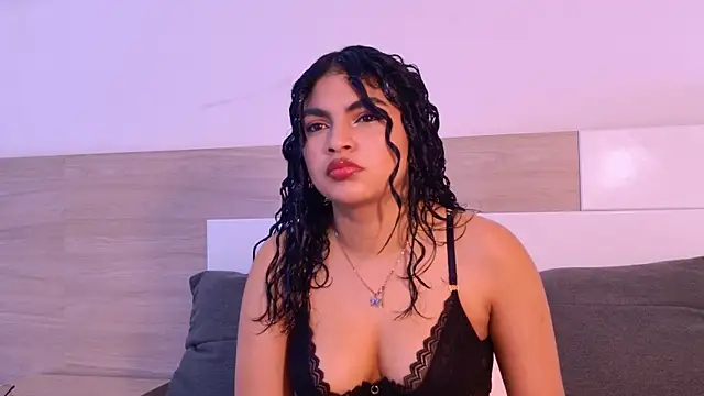 MelodyAlvarez online show from 07-24-26, 12:01