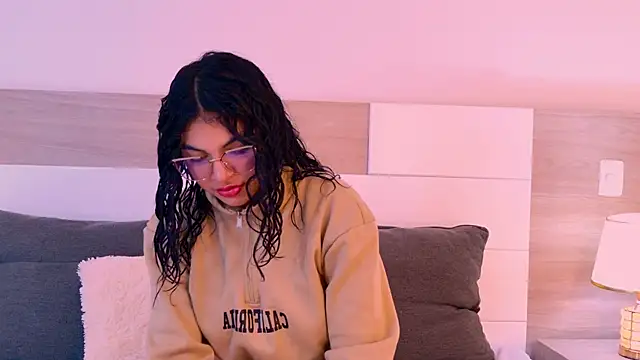 MelodyAlvarez online show from 07-13-26, 11:31