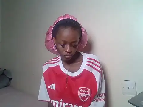 Snapshot of Prettybunnyy chatting on 07-24-26, 10:55 Prettybunnyy online show from 07-24-26, 10:55