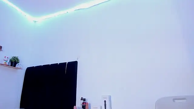 hellokitty900 online show from 07-07-26, 01:14