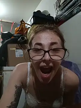 NeedyNina online show from 06-17-26, 02:11