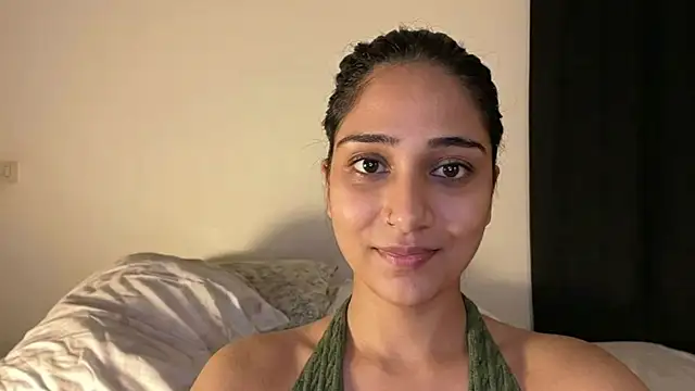 Snowanshi online show from 06-18-26, 01:26