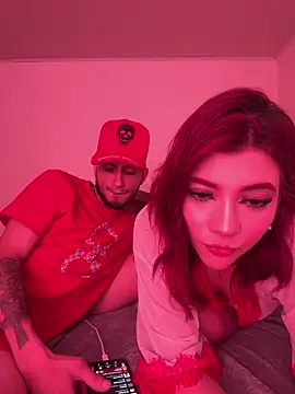 bonnieyclyde57 online show from 06-16-26, 11:32
