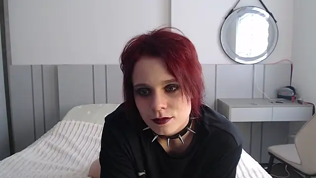 Red RoxyFoxy online show from 06-20-26, 02:16