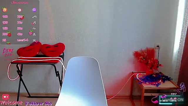 ElaraJons online show from 07-21-26, 06:37