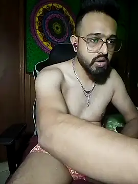 freakkydessi online show from 06-25-26, 06:57