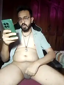 freakkydessi online show from 06-21-26, 06:57