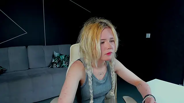 kikipeach online show from 06-29-26, 12:16