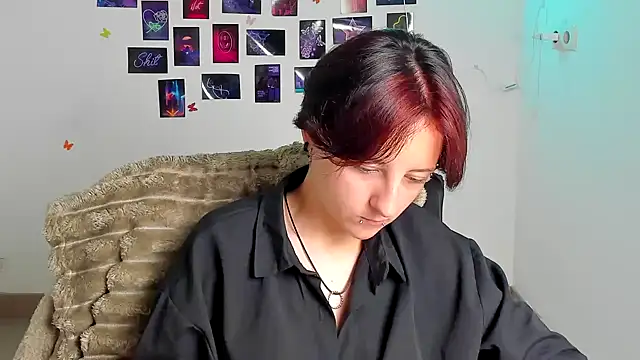 Dilara Kiss  online show from 07-16-26, 11:07