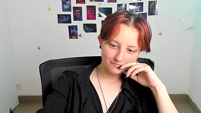 Dilara Kiss  online show from 06-25-26, 11:15