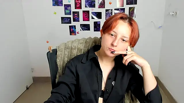 Dilara Kiss  online show from 07-06-26, 11:50