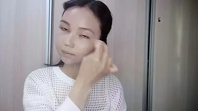 SusieSkepple online show from 06-18-26, 12:10