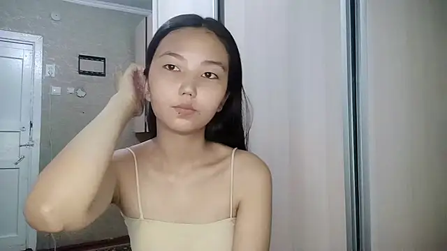 SusieSkepple online show from 07-18-26, 12:03