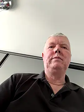 cumboy online show from 12-15-25, 01:06