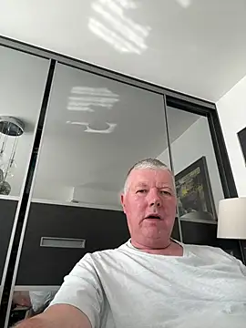 Snapshot of cumboy chatting on 07-08-26, 03:34 cumboy online show from 07-08-26, 03:34