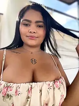 HoneyBunXXX online show from 06-20-26, 01:05