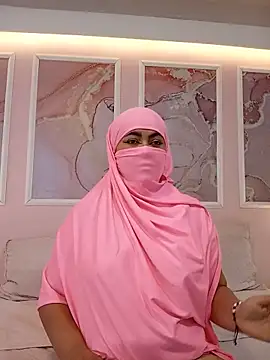Mariam Rahal online show from 06-17-26, 01:43
