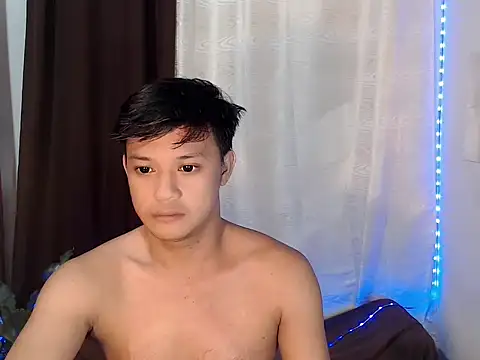 Snapshot of kingdomcum96 chatting on 06-19-26, 10:25 kingdomcum96 online show from 06-19-26, 10:25
