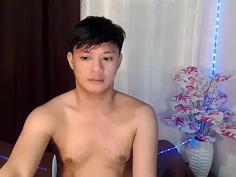 Snapshot of kingdomcum96 chatting on 07-14-26, 10:27 kingdomcum96 online show from 07-14-26, 10:27