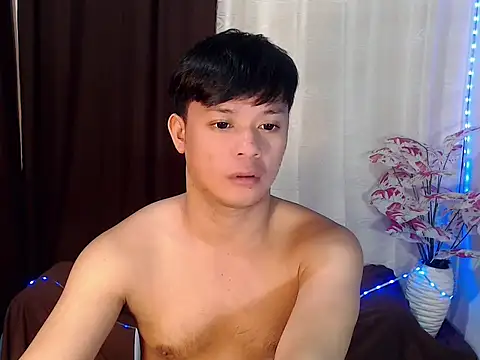 Snapshot of kingdomcum96 chatting on 07-22-26, 01:35 kingdomcum96 online show from 07-22-26, 01:35