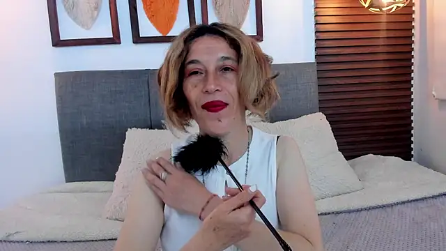 Snapshot of Margott_mature chatting on 06-23-26, 12:14 Margott mature online show from 06-23-26, 12:14