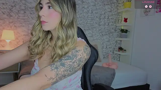 Isabella Bliss online show from 06-29-26, 07:57