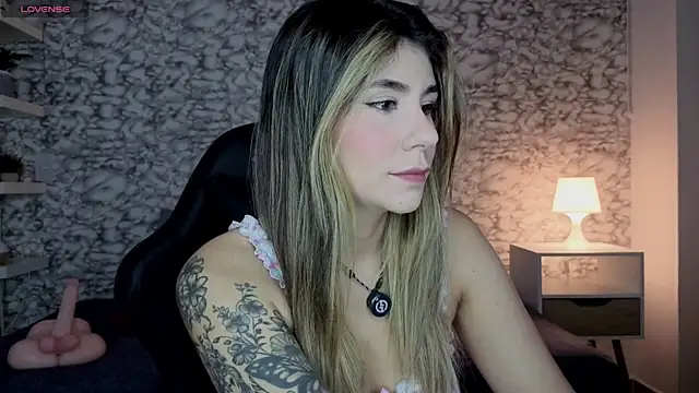 Isabella Bliss online show from 08-05-26, 10:15