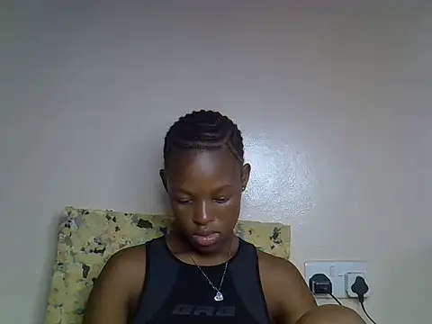 pretty albright online show from 06-19-26, 01:28