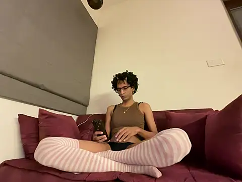 vale vzg online show from 07-31-26, 07:00