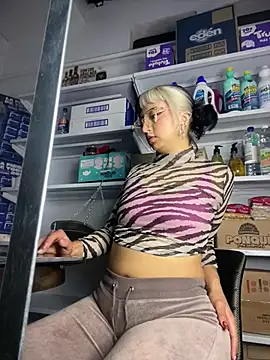 RebelKitty  online show from 07-02-26, 01:39