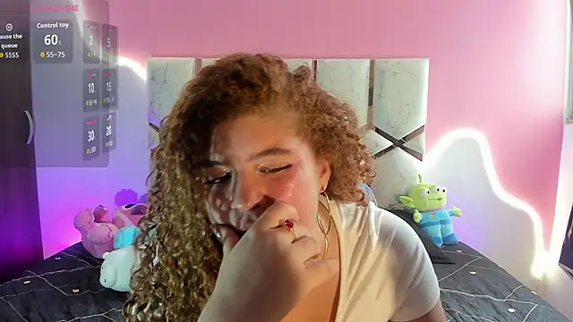 Kiara velez online show from 07-12-26, 01:34