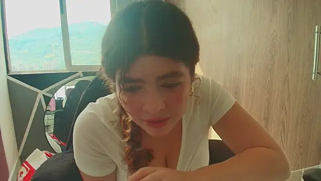 Kiara velez online show from 06-30-26, 02:06