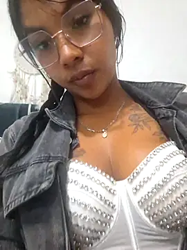 sophiagomezx online show from 07-11-26, 09:37