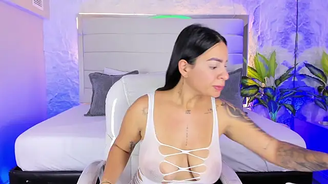 Snapshot of LissaBrown_ chatting on 06-26-26, 07:31 LissaBrown online show from 06-26-26, 07:31