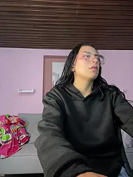 GabyLopez Pink online show from 07-17-26, 03:04