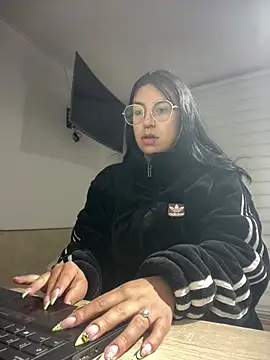 GabyLopez Pink online show from 07-31-26, 03:17