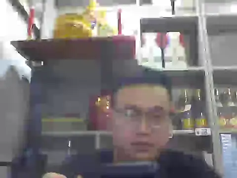 Snapshot of xiaoma-- chatting on 06-24-26, 04:22 xiaoma-- online show from 06-24-26, 04:22