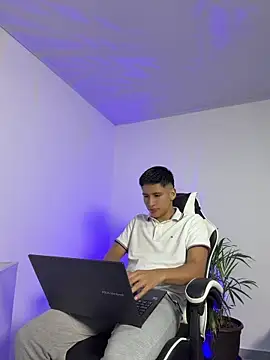 SantiLux  online show from 06-25-26, 03:37